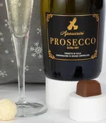 prosecco_and_chocolates_1.jpg