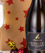 prosecco_and_chocolates_3p_1.jpg