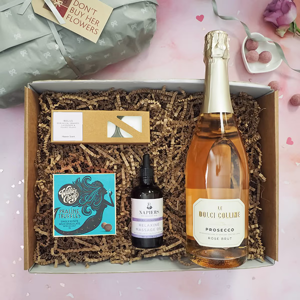 The-Date-Night-In-Gift-Box-inbox-blue-truffles-square-low.jpg