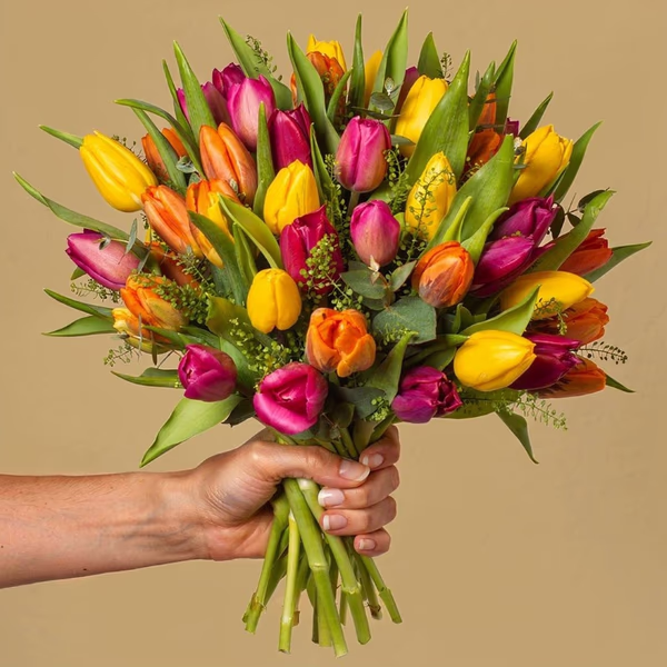 Vrolijk tulpenboeket