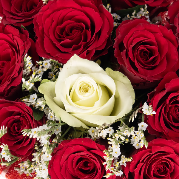 43775-blumenstrauss-rosenkuss-herzform-2.jpg