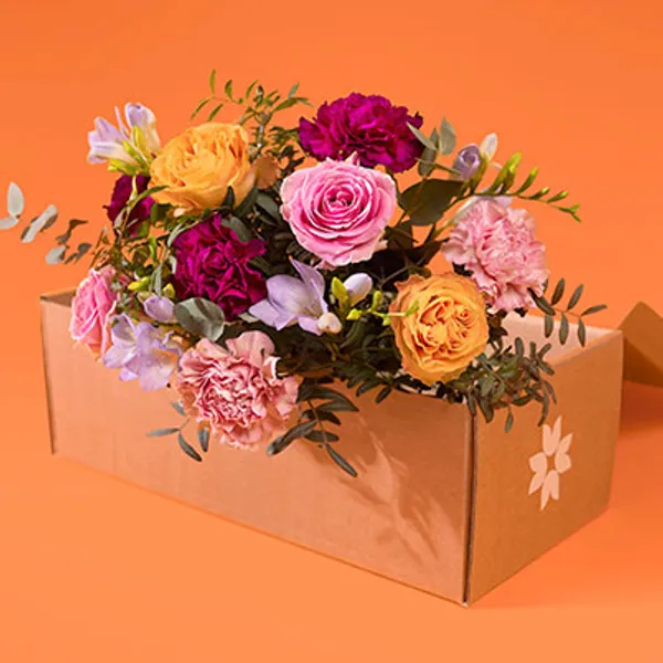 pink and orange boxed bouquet