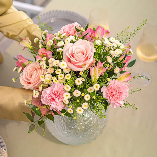 Pink bouquet in a vase