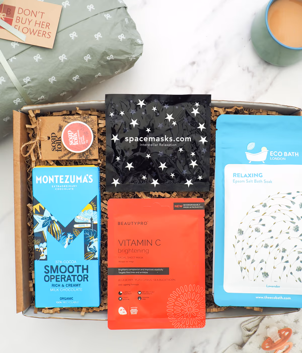 THE NEW MUM GIFT BOX