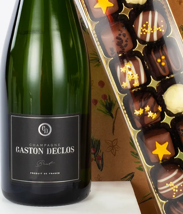 Champagne_and_chocolates_1.jpg