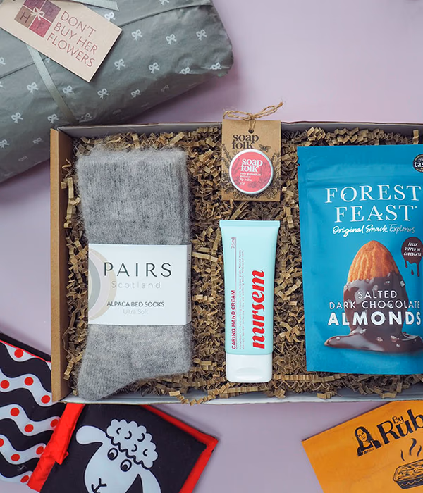 CREATE A PREGNANCY CARE PACKAGE