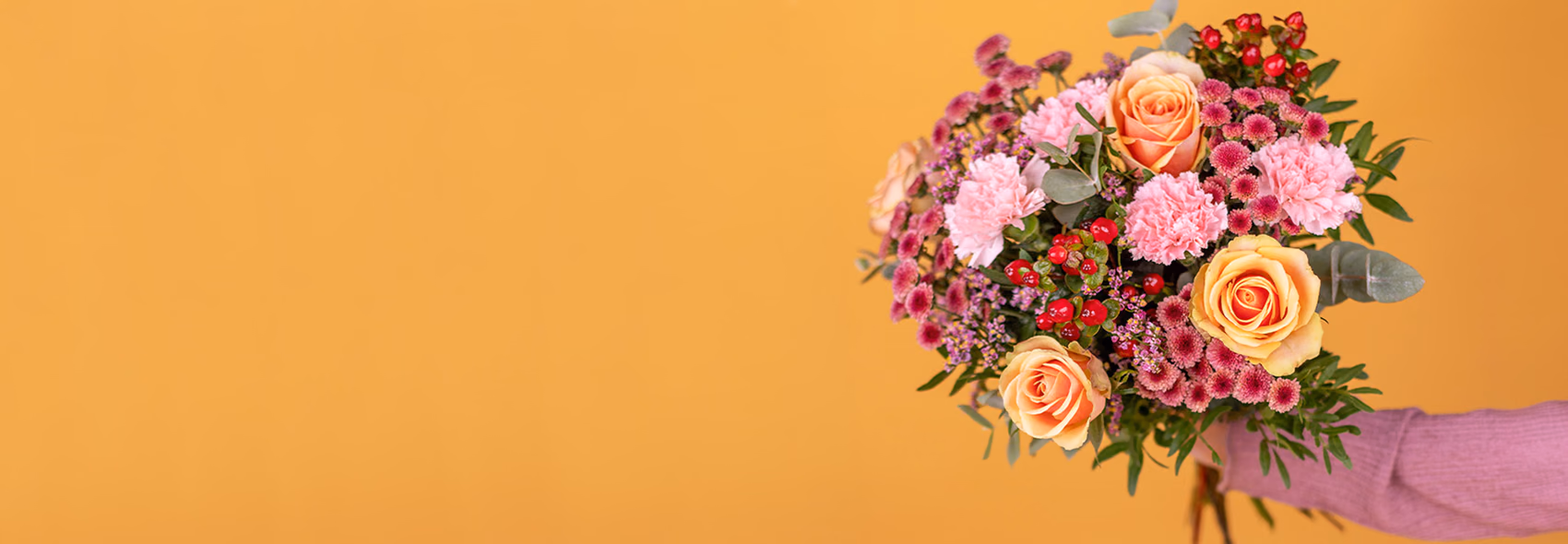 Send fresh flowers with Euroflorist flower delivery
