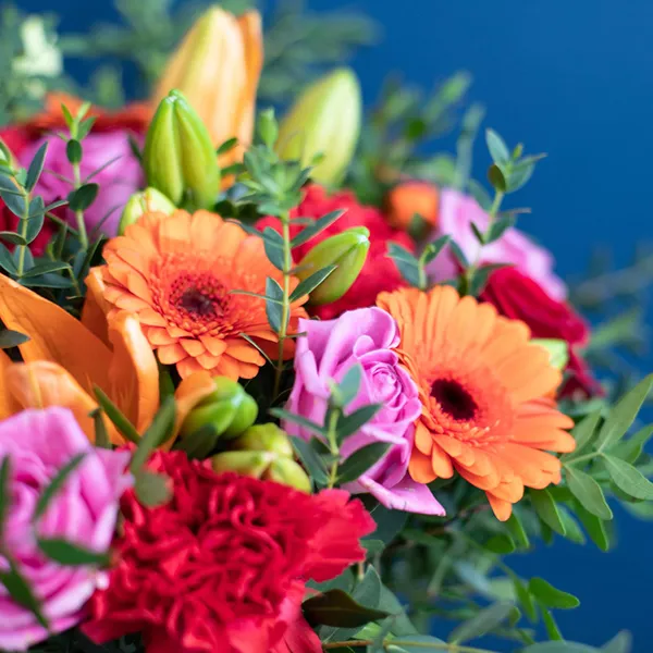 San Francisco Bouquet in mixed colors Euroflorist